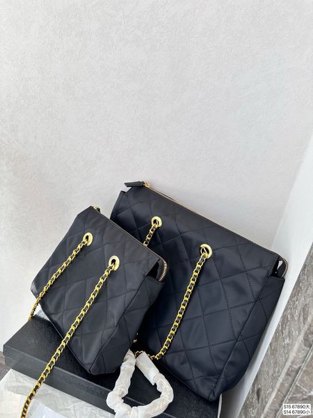 2024 Borsa da donna Borsa firmata nuova catena in oro nero logo shopping bag paracadute spalla singola diagonale a cavallo Tote bag medievale