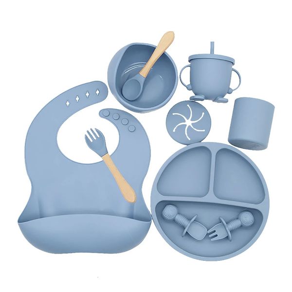 Piatti in silicone Cucchiai Forchette Bavaglino Ciotole Piatto Tazza Alimentazione per bambini Aspirazione Bambini Bambino che mangia Stoviglie Stoviglie Set antiscivolo 240115