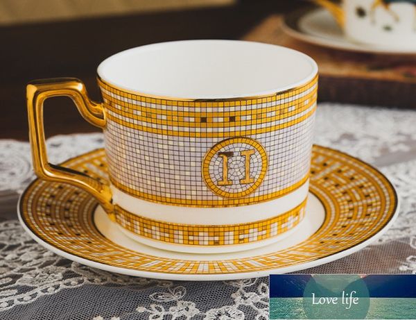 Set da caffè con tazza da caffè in ceramica, tazza da colazione europea creativa di qualità in porcellana cinese