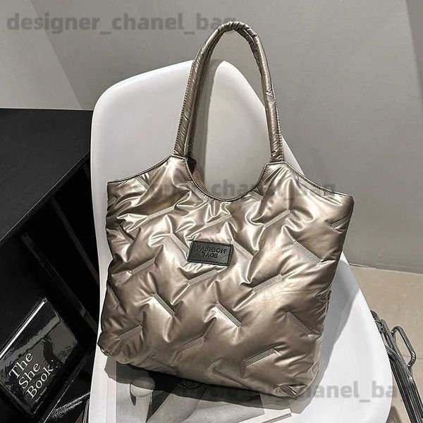 Bolsas de ombro de grande capacidade para mulheres para mulheres 2023 Winter Feather Down Bolsa Moda Saco de ombro acolchoado Gold feminino Big T240116