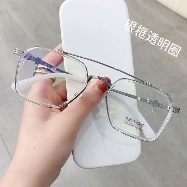 2024 Luxus-Designer-CH-Sonnenbrille für Damen, verchromt, Brillengestelle, Herren, neue Metall-Flachlinse, beliebt ausgestattet, Myopie, Herz-Brillengestell, Brillen D6WI