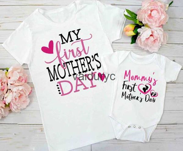 Passende Familien-Outfits: Unser erstes Muttertags-Mami-and-Me-Shirt, modische Familienkleidung, Muttertags-Mutter-Baby-Outfit, T-Shirt, Mama-Top, Kinder-Stramplervaiduryc