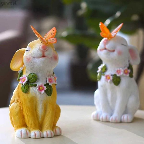 Lâmpadas de gramado Solar Powered Cute Rabbit Night Light LED Mini Rabbit Flower Escultura Criativa Coelho Flores Estatueta Jardim Paisagem Decoração YQ240116