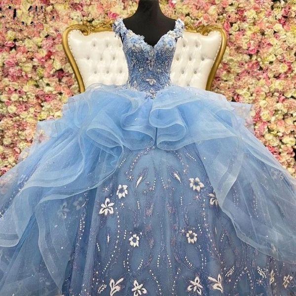 2021 Azzurro cielo abiti da 15 a os Abiti stile Quinceanera Bordare Applique Sweet 16 Ball Gown Plus Size Prom Dress223B