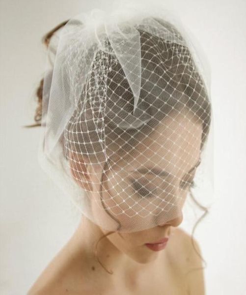 Doppelschichtiger Vogelkäfig-Hochzeitsschleier 12 03903929 cm Brautaccessoires WeißElfenbein Mesh Kurzer Hochzeits-Vogelkäfigschleier Gesicht Cov7925467