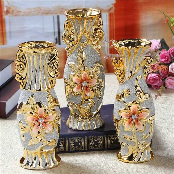 Vasen Europäische vergoldete Frost-Porzellan-Vase Vintage fortschrittliche Keramik-Blumenvase Wohnzimmer-Ornamente Home-Hochzeitsdekor-Geschenk YQ240117