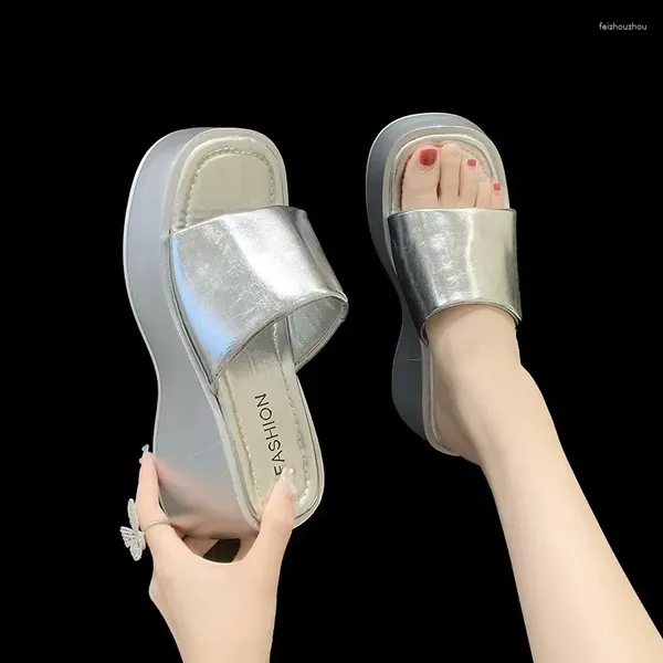 Chinelos 2024 sapatos de marca para mulheres básicas verão elegante ao ar livre sólido dedo do pé aberto casual