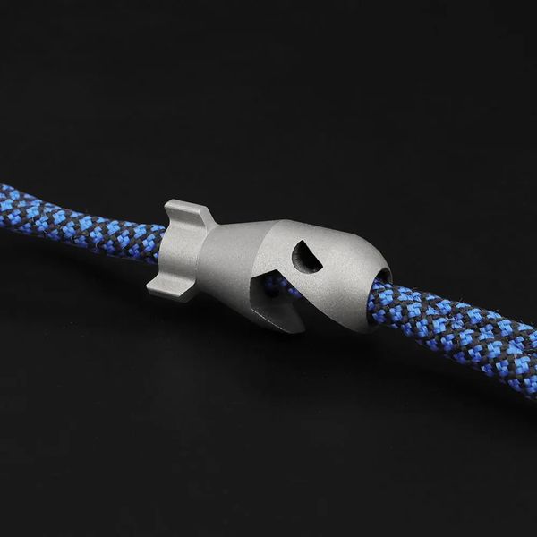 Leichtmetallmesser -Perlenflaschenöffner Schirme Seil Paracord Hai Form Schlüsselring -Anhänger -Zubehör 240117