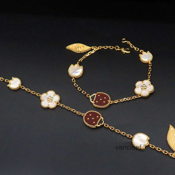 Bracciale Van Four Leaf Clover Cleef bangle vanly New Seven Star Ladybug Five Flower Alta edizione da donna Fashion Light Lux