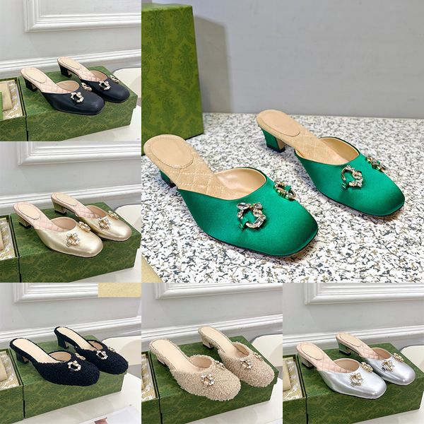 Pantofole di design Pantofole da donna con bottoni in cristalli Verde Raso nero Pantofole con tacco basso con strass Scuff Punta tonda Diapositive Sandalo con suola sottile
