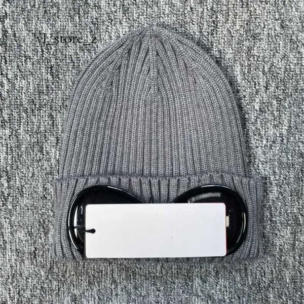 Дизайнерские два очка для линз Goggles Beanies Мужчины CP вязаные шляпы кепки черепа на открытом воздухе.