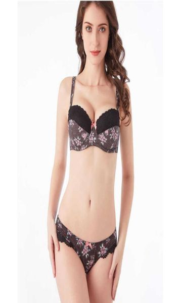 Neue Sexy Frauen Spitzen-BH-Sets 12 Cup Bügel-Unterwäsche-Set Transparente Slips Dessous Baumwollhöschen Plus Size Klebe-BHs Q0707616602