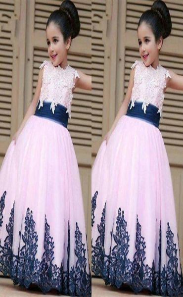 2022 Sweety Pink Navy Abiti da prima comunione Cap Sleeve Applique pieghettato in pizzo Tulle Flower Girl Dress For Wedding Kids Party Prom5913926