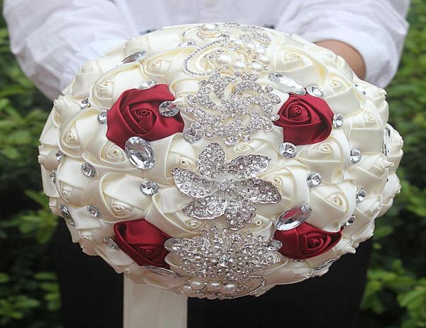 Vino bianco Rosso Matrimonio Bouquet da sposa Fiore di simulazione Forniture nuziali Fiore artificiale Cristallo Dolce 15 Bouquet Quinceanera 6423604