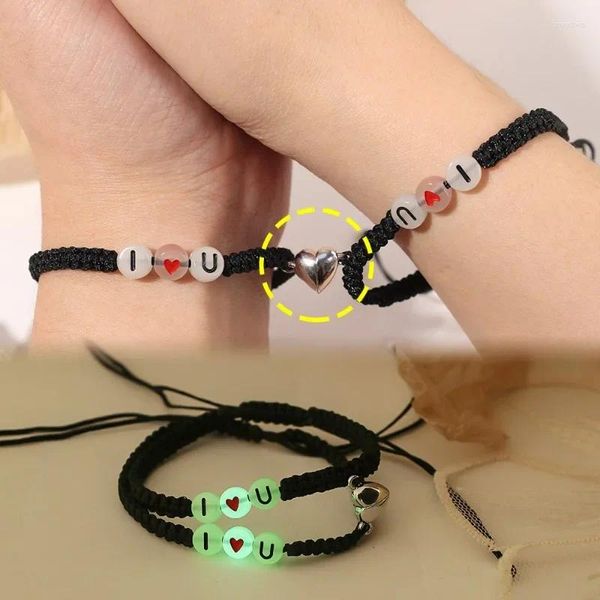 Charme Armbänder 2 stücke Paar Handgemachte Geflochtene Armband Für Frauen Männer Romantische Herz Magnetische Ich LIEBE U Leuchtende Perle Liebhaber schmuck Geschenk