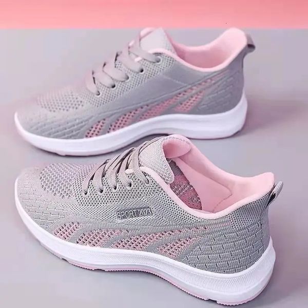 Sneaker traspirabili da donna che si muove estate a maglie aria cuscino sport da donna in pizzo all'aperto per allenare le scarpe 240117