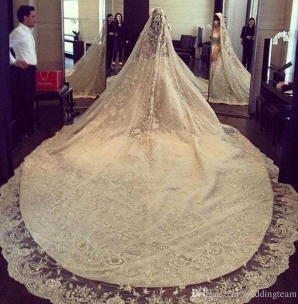 Veli da sposa da cattedrale di lusso su misura 5 metri lunghi con strass con cristalli applicati in pizzo Uno strato di tulle con paillettes da sposa Ve1104296