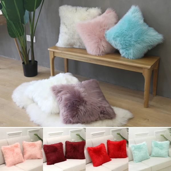 2 PC Housse de coussin en peluche de fourrure douce taie d'oreiller de décoration de maison salon canapé décoration taie d'oreiller 45x45 cm housse de peluche longue moelleuse 240113