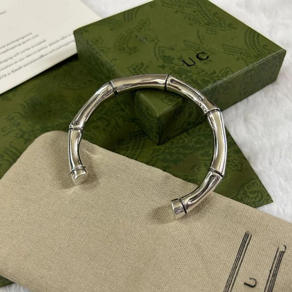 Braccialetti di design di lusso per donna Bracciale alla moda con apertura dal design alla moda Bracciale in argento Gioielli di alta qualità