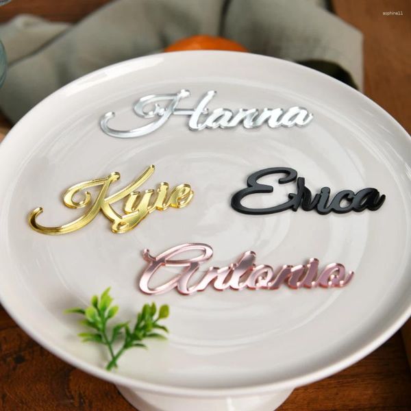 Fontes de festa Cartão de lugar de casamento personalizado Nomes personalizados Configurações Etiquetas de nome de convidado Decoração Sinais de caligrafia