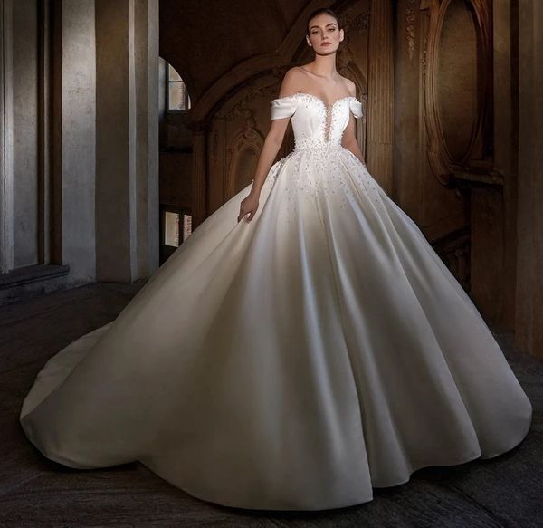 Elegante abito da sposa in raso a-line 2024 Scollo a V Perle al largo della spalla Corte dei treni Abiti da sposa Principessa Custom Made Vestido De Novia