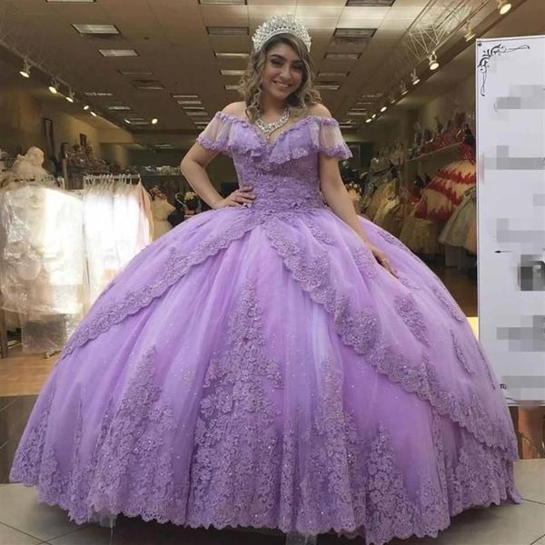 Abiti da 15 a os Viola chiaro Abiti Quinceanera Maniche corte Scollo a V Perline di pizzo Paillettes Backless Sweet 16 Dress Ball Gown Pro2518