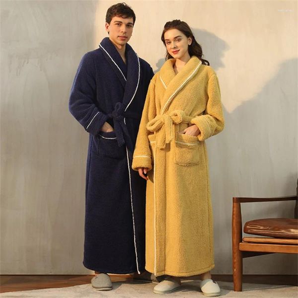 Frauen Nachtwäsche 2024 Winterpaar Frauen warme dicke Bademantel Flauschige lange Dressingkleid Männer Plüsch Fleece Dusche Robe feste Heimkleidung