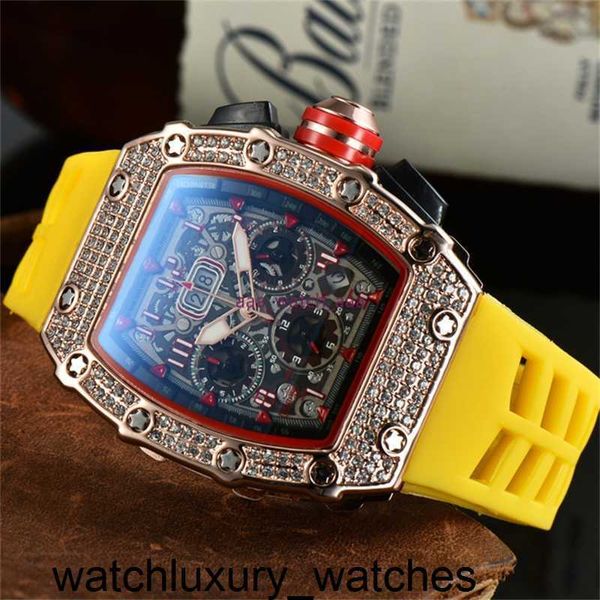 Relógios de designer Richardmill 138 6 pinos Mens de alta qualidade diamante relógio de quartzo oco vidro de volta caixa de aço inoxidável relógio de borracha preta