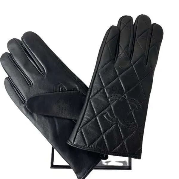 Mulheres luvas de couro designer pele carneiro integrado ciclismo quente dedo luvas moda guantes marca luvas 3 estilos luxo guanto