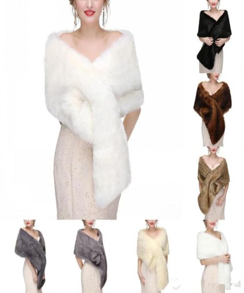 Em estoque envoltórios de noiva jaquetas de casamento de pele sintética moda feminina cobrir capas para o inverno natal encolher de ombros xale bolere cpa16047671196