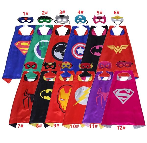 Set di mantelli e maschere a doppio strato da 12 stili 7070CM per bambini Mantelli cosplay in raso Bomboniere per feste di Halloween8118627