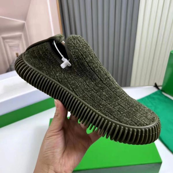 2024 novos sapatos casuais designer ao ar livre correr treinador tênis sapato preto branco verde couro sandália mulher homem andando tênis de lona plana