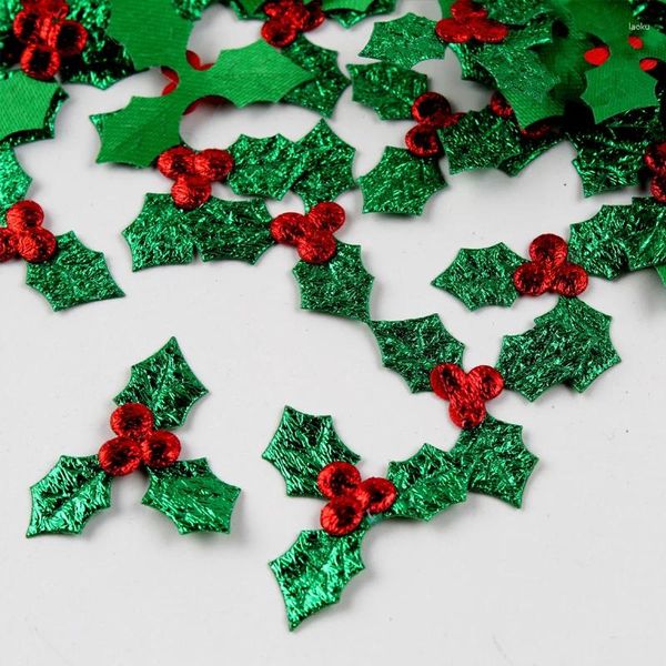 Decorazioni natalizie 100 pezzi ornamento glitter foglia di agrifoglio bacche rosse applique in stoffa decorazione da tavola foglie verdi adesivi accessori forniture