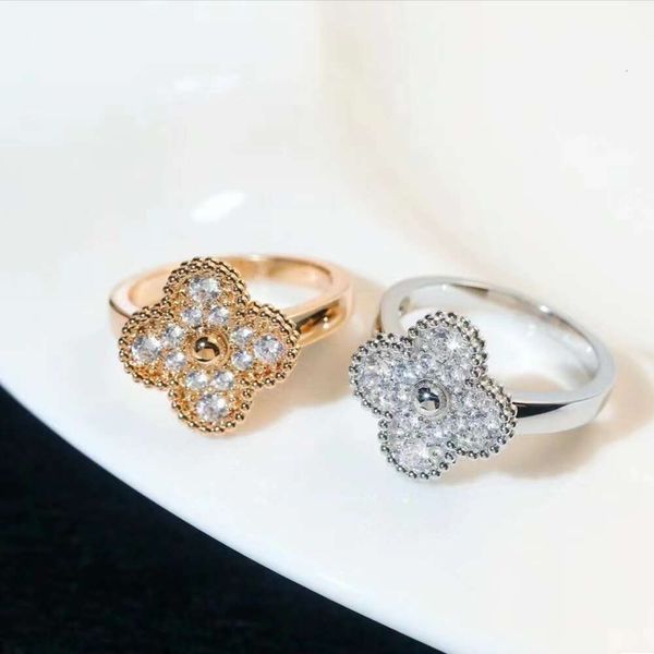 Designer Love Van Clee Fanjia High Edition Clover per donna placcato in oro con diamante pieno di erba fortunata anello alla moda leggero