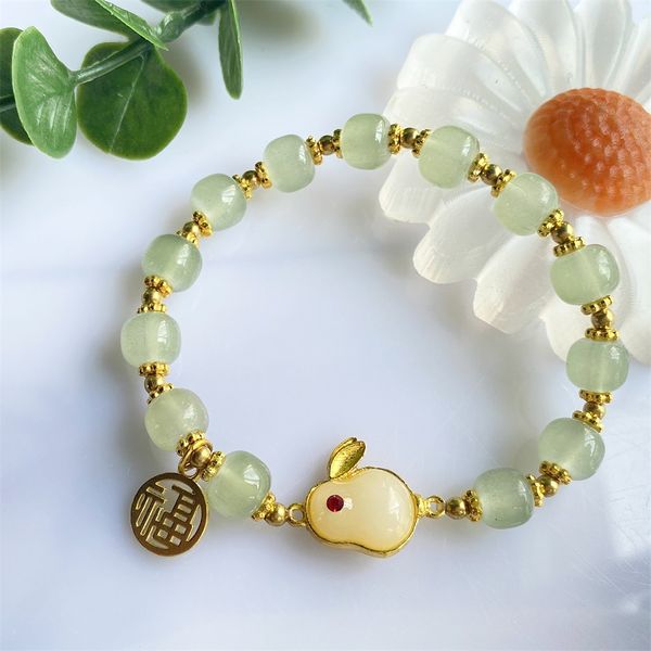 Braccialetti con ciondoli di coniglio a due orecchie con perline rotonde naturali per le donne Gioielli alla mano con filo di cristallo adorabile alla moda per donna