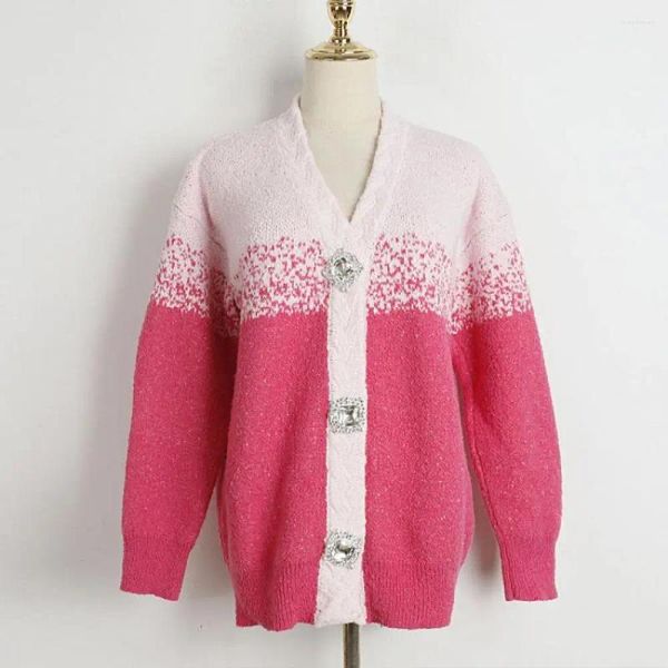 Damen-Strickjacke mit Farbverlauf, rosa V-Kragen, große Rautenschnalle, mittellange Strickjacke, 2024 Herbst/Winter, dicker, lockerer Damenpullover