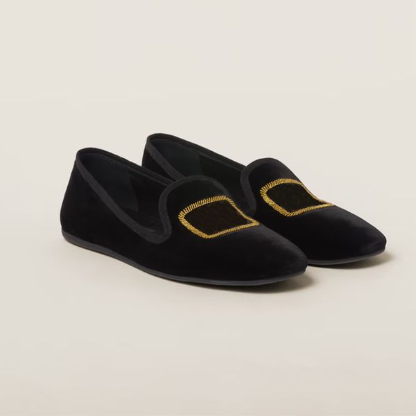 Tasarımcı Loafers Kadınlar Elbise Ayakkabı Lüks Mm Kadife Terlik Düzleri Topuk Yuvarlak Ayak parmakları EU35-41 kutu rahat ayakkabı ile