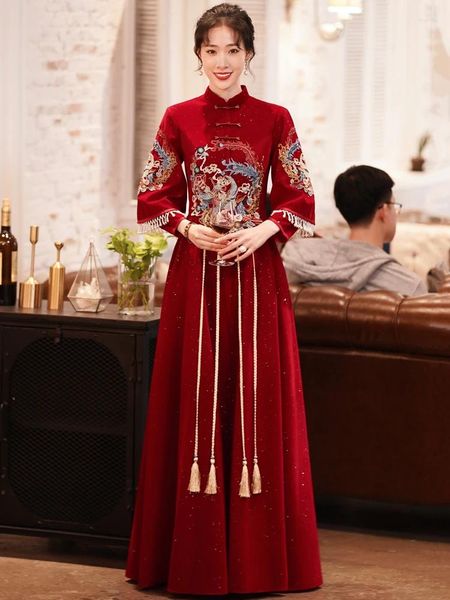 Abbigliamento etnico Vino rosso Qipao Ragazza Sposa Tradizionale cinese Matrimonio Abito da sera Abito lungo Ricamo in velluto Cheongsam Abiti da festa Cina