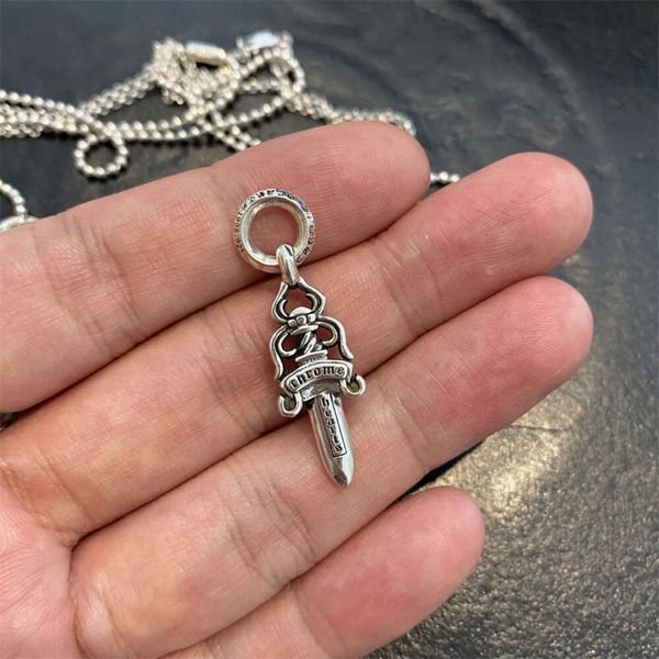 2024 Designer Brand Croce Ch Collana per le donne di lusso Chromes S925 Sterling Silver Sword Ciondolo Hip Hop Moda Uomo Gioielli Cuore Uomo Classic Neckchain 95e3