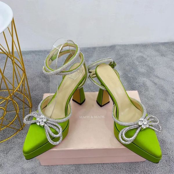 2024 Mach Satin Bow Sapatos Plataforma Bombas Cristal Embelezado Strass Sapato de Noite Chunky High Heels Sandálias W Heed Luxury Designers Ankle Strap Dress Shoe