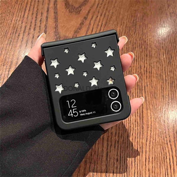 Casos de telefone celular Luxo Coreano Hollow Out Stars Simple Case para Galaxy Z Flip 5 5G Z Flip5 Flip4 Zflip3 Zflip4 Z Flip 4 Capa à prova de choque Funda J240118