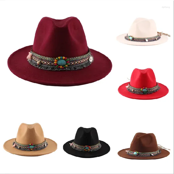 Berets 2024 Handmade Wide Brim Cowboy Fedora Wool Felt Jazz Hat Cap Étnico Fita Decoração Homens Mulheres Carnaval Chapéus para Unisex