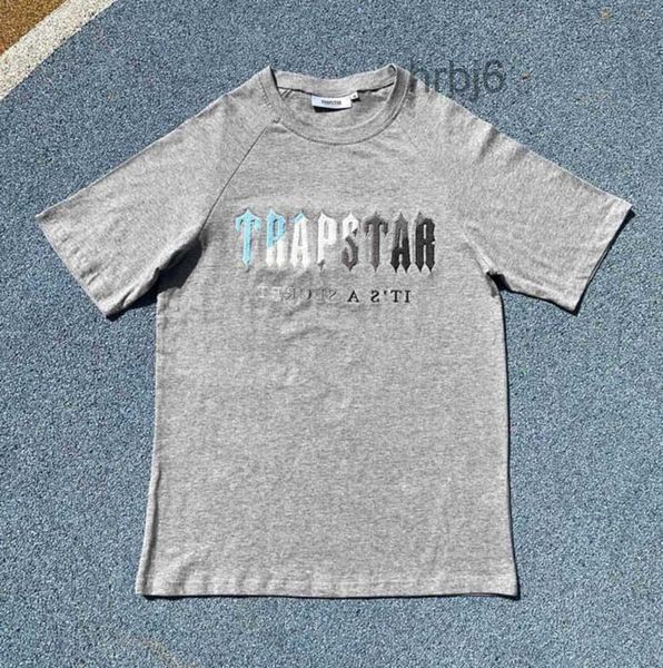 23SS Summer Man Tasarımcılar Kıyafetler Erkek Kadınlar Kısa Tişörtler Takip Tees veya Şort Sport Tişört Yüksek Sokak Hip Hop Nefes Alabilir Tasarım 67ess6cwe 6cwe