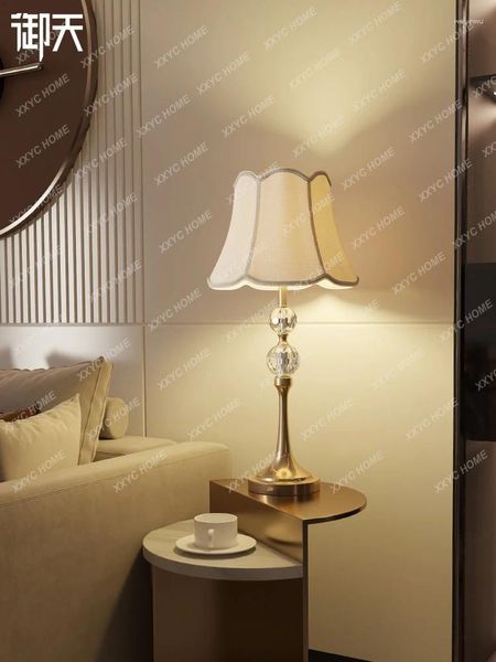 Lampade da tavolo Lampada da comodino per camera da letto Romantica lanterna da matrimonio di fascia alta in stile americano