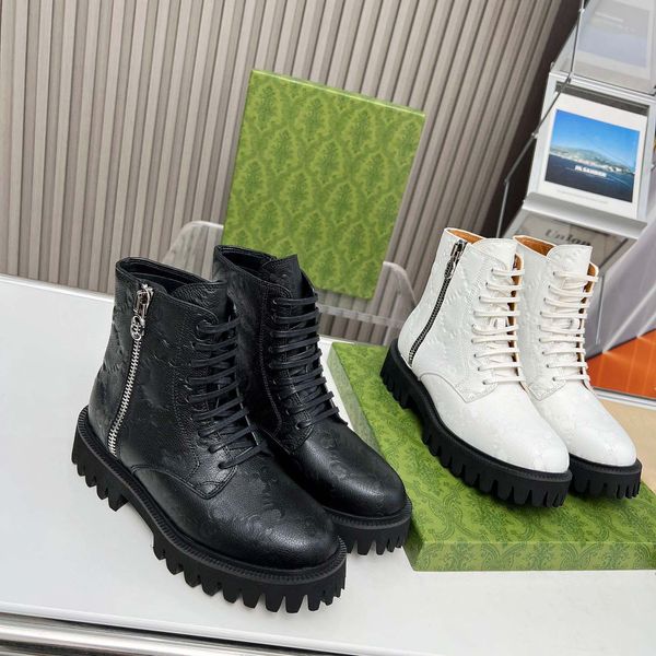 2024 botas de grife para mulheres zíper lateral rendas até botas preto branco bota martin meia botas de couro em relevo carta bootise botas de luxo mulheres de alta qualidade