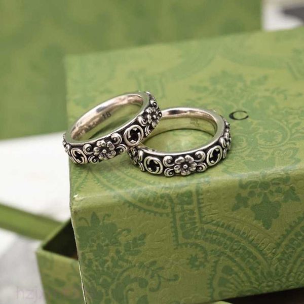 Dzmb banda anéis designer anel de luxo para mulheres letras moda prata videira padrão na moda casal masculino temperamento presentes do feriado