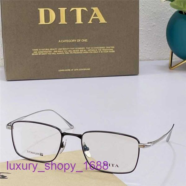 Designer-Mode-Sonnenbrillen-Online-Shop voller Herren- und Damenbrillen-Lackrahmen, gebackene Rahmen-Myopie-Brillen aus reinem Titangold mit Gigt-Box VU4L
