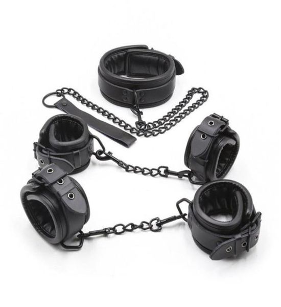 Leder gepolsterte Hände Manschette Fußfesseln Halskragen Set BDSM Bondage Retraint Cosplay Sexy Kostüm Zubehör Roleplay9286252