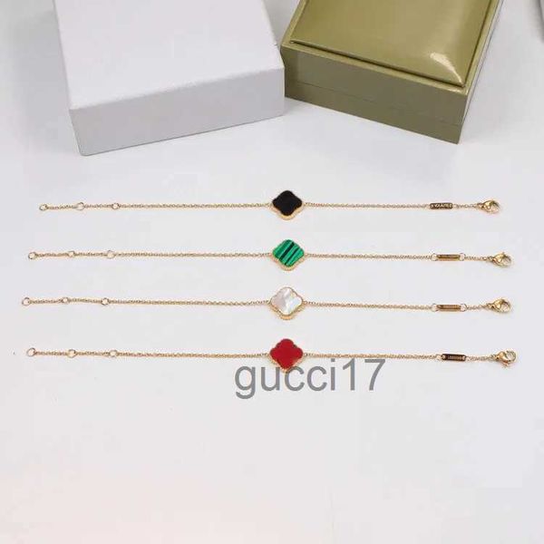 Bracciale di lusso Nuovo fiore singolo Classico singolo bifacciale placcato oro 18 carati Maglia stilista Gioielli Donna Festa regalo sociale DLYX