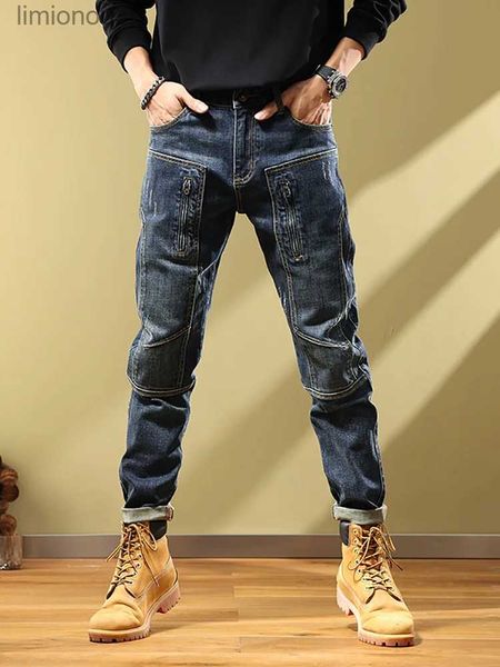 Jeans da uomo Jeans da uomo Pantaloni da cowboy maschili impiombati Pantaloni da moto dritti Pantaloni attillati attillati Slim Fit Regular Stile coreano Lavato SoftL240119